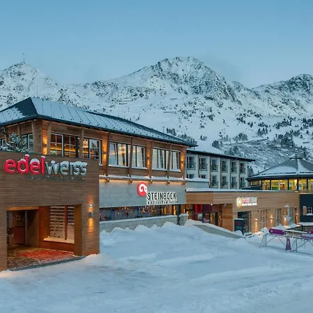 Superior Edelweiss Hotel 4*