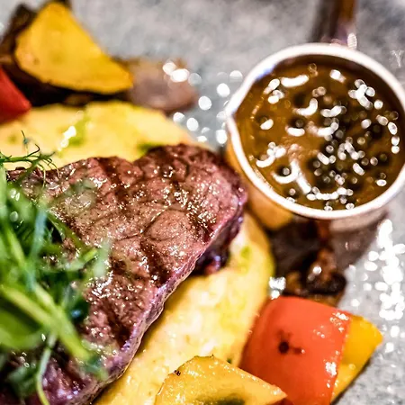 Superior Edelweiss Hotel