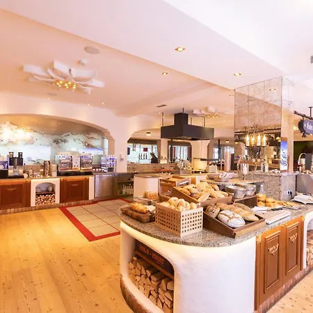 Superior Edelweiss 4*